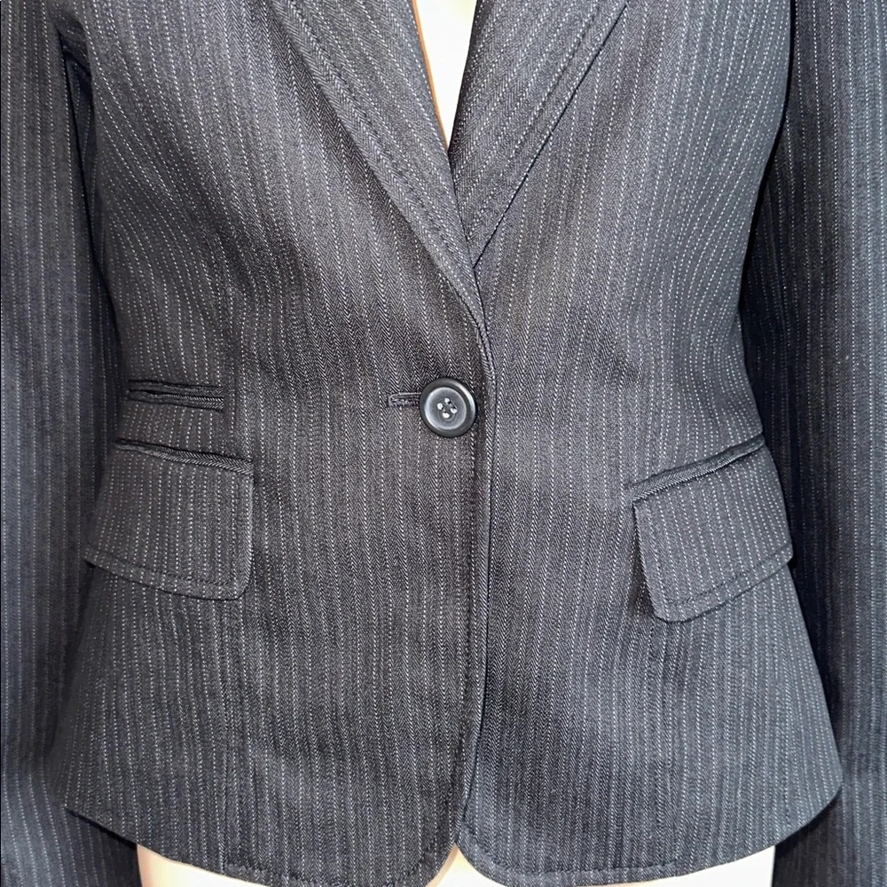 LOFT Charcoal Pinstripe Blazer Size 8 - Picture 6 of 16